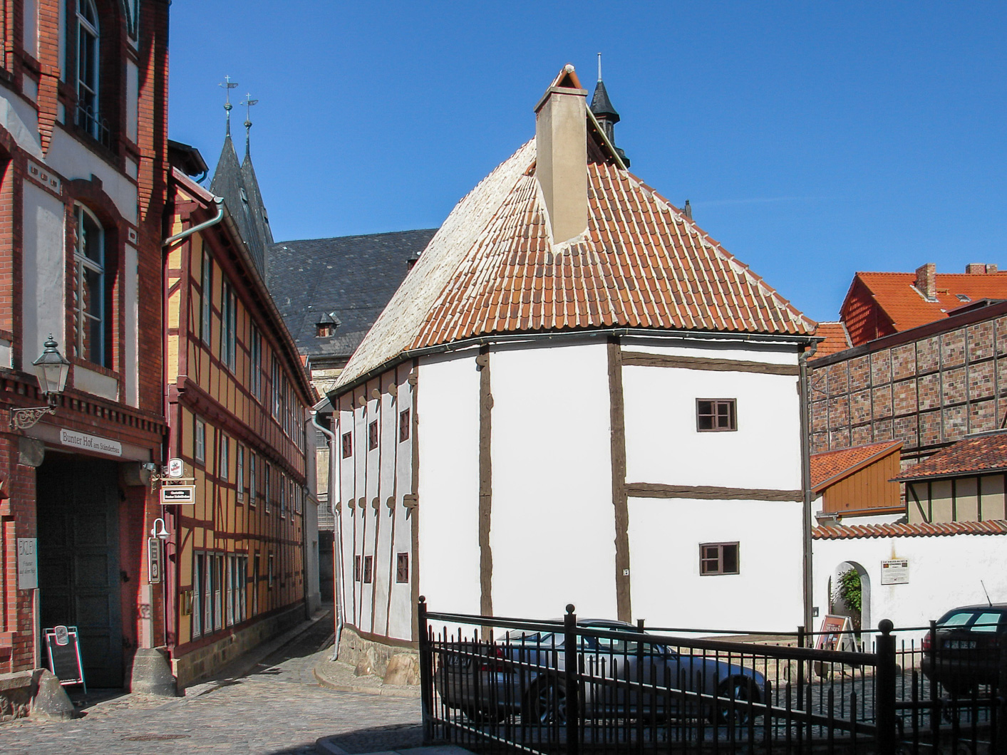 20061008 130654 Das älteste Fachwerkhaus ist das Fachwerkmuseum (um 1310)   ein Ständerbau